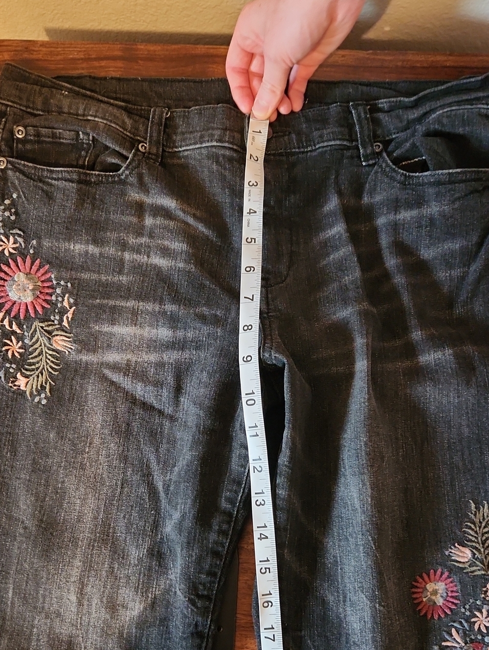 Soho Boyfriend New York & Company Black and Charcoal Stretch Jeans Sz 14 - Picture 14 of 14